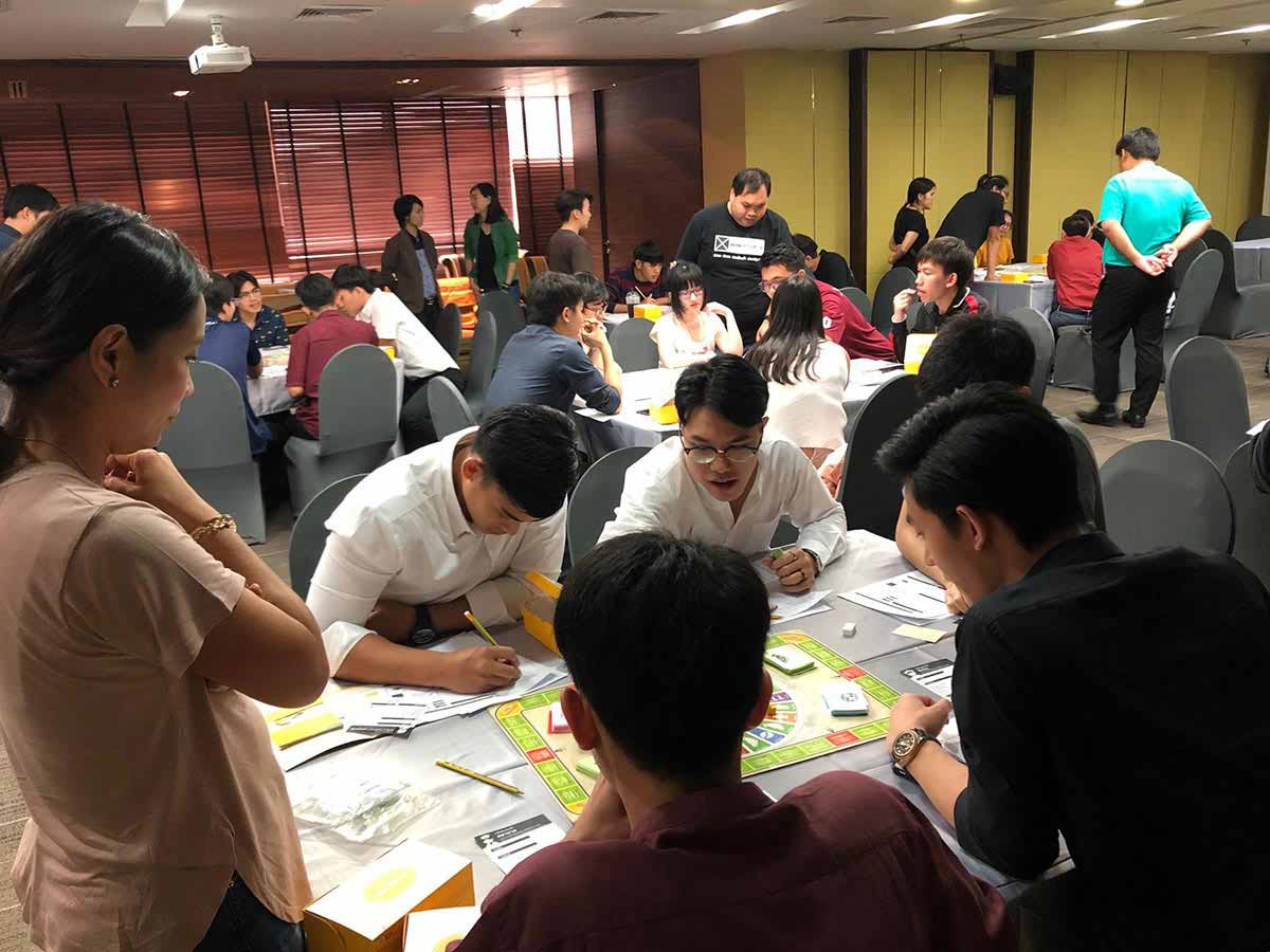 university-cashflow-game-seminar-02.jpg