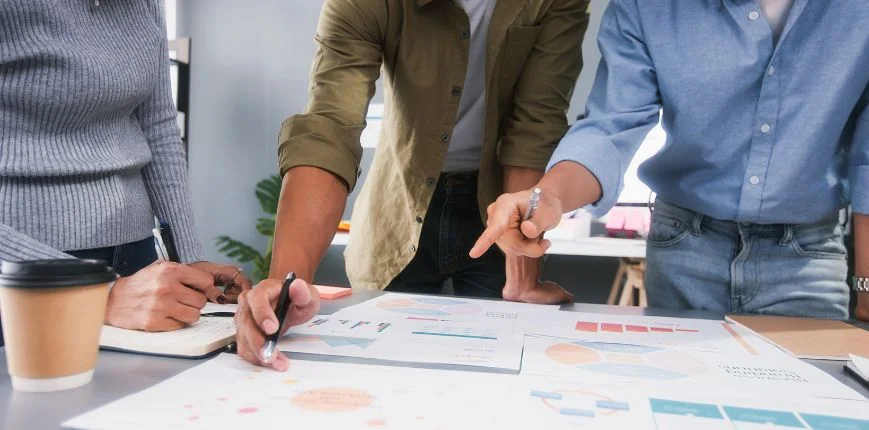 ปรับแผนธุรกิจ