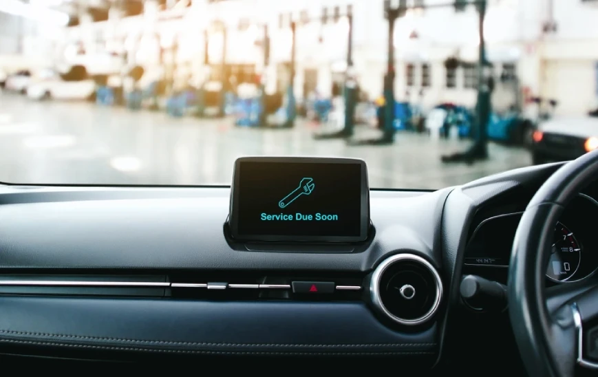 หน้าจอรถไฟฟ้าแจ้งว่ารถมีปัญหา ควรนำรถเข้าศูนย์บริการ