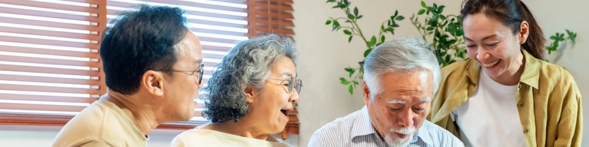 การดูแลสุขภาพผู้สูงอายุอย่างใส่ใจด้วยการให้ของขวัญที่ดีต่อสุขภาพ