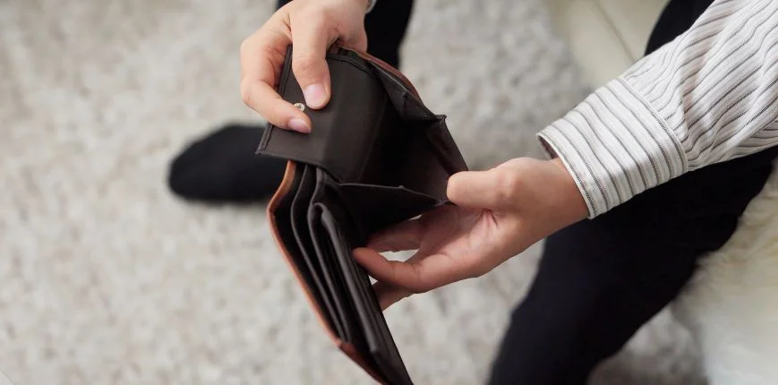 ปิดหนี้นอกระบบ